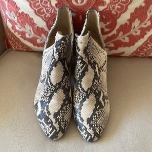 Steve Madden boots